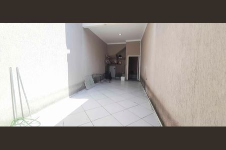 Casa à venda com 155m², 3 quartos e 2 vagas Casa à venda com 155m², 3 quartos e 2 vagasGaragem