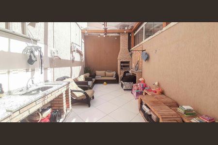 Casa à venda com 155m², 3 quartos e 2 vagas Casa à venda com 155m², 3 quartos e 2 vagasEspaço Gourmet