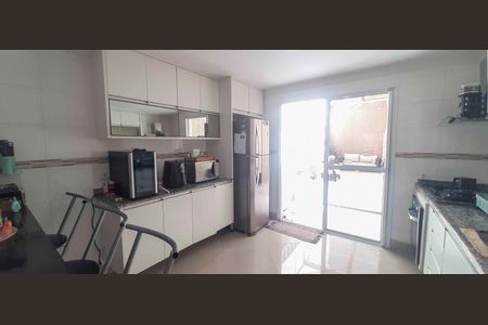 Casa à venda com 155m², 3 quartos e 2 vagas