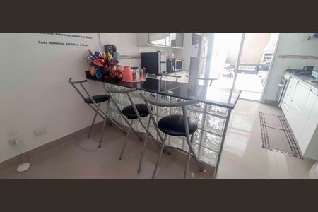 Casa à venda com 155m², 3 quartos e 2 vagas Casa à venda com 155m², 3 quartos e 2 vagasCozinha
