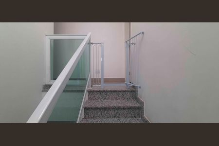 Casa à venda com 155m², 3 quartos e 2 vagas Casa à venda com 155m², 3 quartos e 2 vagasAcesso as Suítes