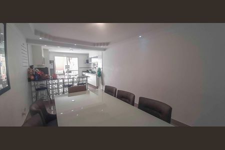 Casa à venda com 155m², 3 quartos e 2 vagas