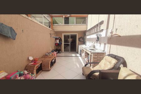 Casa à venda com 155m², 3 quartos e 2 vagas