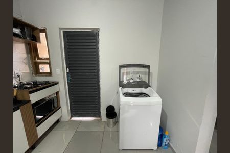 Casa para alugar com 80m², 3 quartos e 1 vaga