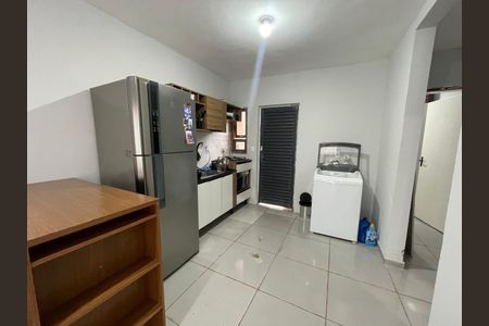 Casa para alugar com 80m², 3 quartos e 1 vaga