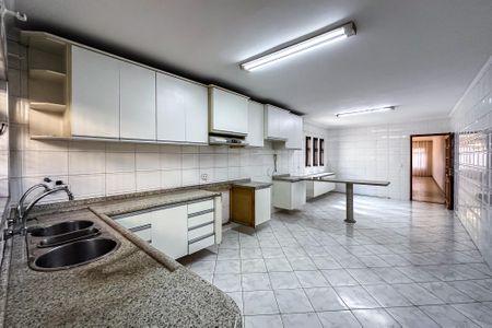Casa à venda com 186m², 3 quartos e 2 vagasCozinha