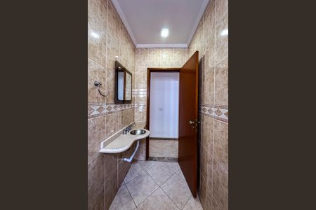 Casa à venda com 186m², 3 quartos e 2 vagasLavabo