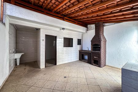 Casa à venda com 186m², 3 quartos e 2 vagasQuintal