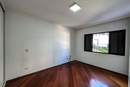 Casa à venda com 186m², 3 quartos e 2 vagasSuíte 1
