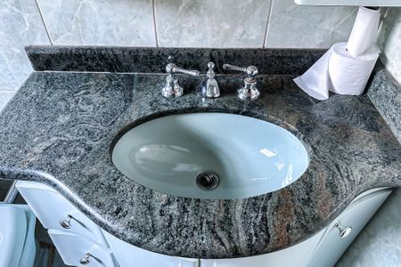Casa à venda com 186m², 3 quartos e 2 vagasBanheiro da Suíte 1