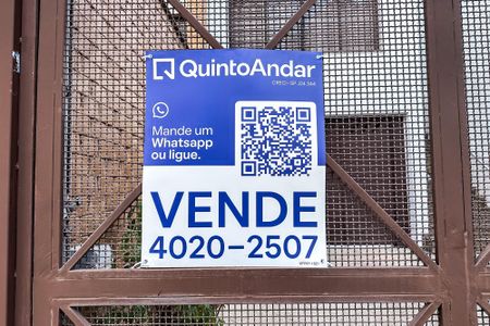 Casa à venda com 186m², 3 quartos e 2 vagasPlaca