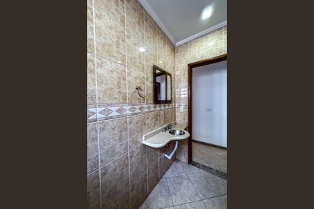 Casa à venda com 186m², 3 quartos e 2 vagasLavabo