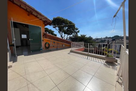 Casa à venda com 100m², 2 quartos e 1 vagaVaranda