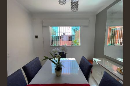 Casa à venda com 100m², 2 quartos e 1 vagaSala de Jantar