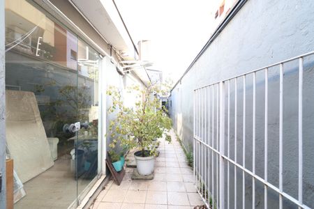 Casa à venda com 190m², 4 quartos e 2 vagasCorredor 