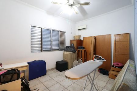 Casa à venda com 190m², 4 quartos e 2 vagasQuarto 2