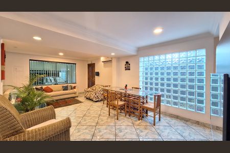 Sala de casa à venda com 4 quartos, 190m² em Alto da Lapa, São Paulo