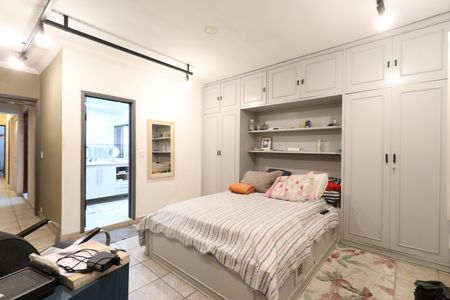 Casa à venda com 190m², 4 quartos e 2 vagasSuíte 1