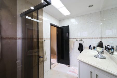 Casa à venda com 190m², 4 quartos e 2 vagasBanheiro da Suíte1