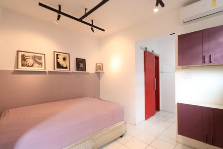 Casa à venda com 190m², 4 quartos e 2 vagasSuíte 2