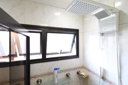 Casa à venda com 190m², 4 quartos e 2 vagasBanheiro da Suíte 1