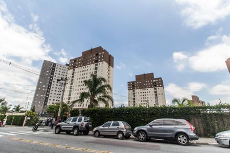 Apartamento para alugar com 45m², 2 quartos e 1 vaga Apartamento para alugar com 45m², 2 quartos e 1 vagaVista da Rua