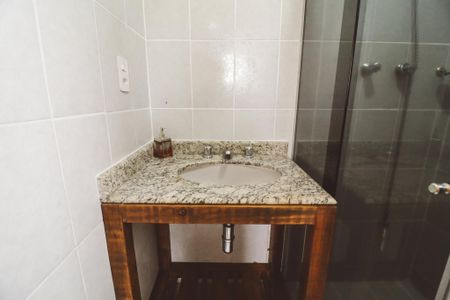 Apartamento para alugar com 53m², 2 quartos e 1 vaga Apartamento para alugar com 53m², 2 quartos e 1 vagaBanheiro da Suíte