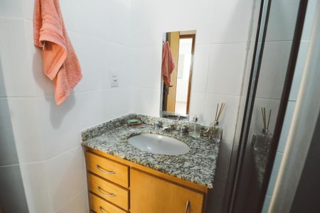 Apartamento para alugar com 53m², 2 quartos e 1 vaga Apartamento para alugar com 53m², 2 quartos e 1 vagaBanheiro