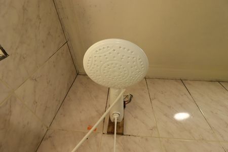 Casa para alugar com 300m², 3 quartos e 3 vagasBanheiro da Suíte - Chuveiro