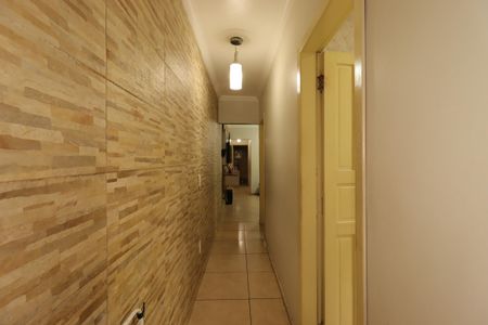 Casa para alugar com 300m², 3 quartos e 3 vagasCorredor