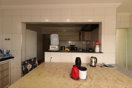 Casa para alugar com 300m², 3 quartos e 3 vagasCopa Gourmet