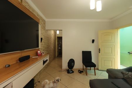 Casa para alugar com 300m², 3 quartos e 3 vagasSala