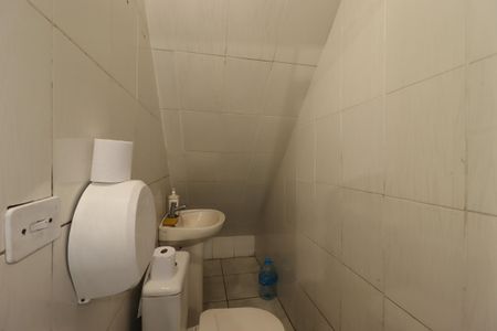 Casa para alugar com 300m², 3 quartos e 3 vagasLavabo