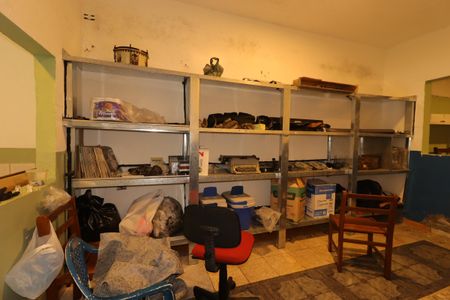 Casa para alugar com 300m², 3 quartos e 3 vagasDepósito