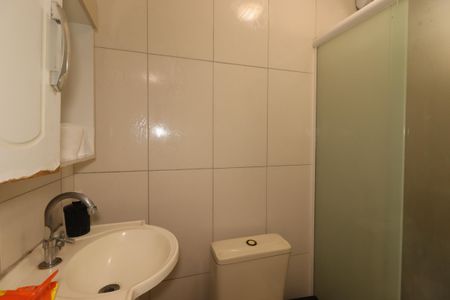 Casa para alugar com 300m², 3 quartos e 3 vagasBanheiro Social