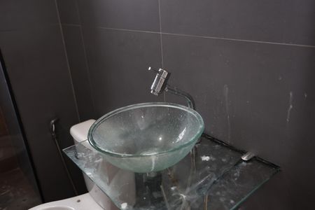 Apartamento para alugar com 47m², 2 quartos e sem vaga Apartamento para alugar com 47m², 2 quartos e sem vagaBanheiro