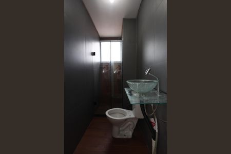 Apartamento para alugar com 47m², 2 quartos e sem vaga Apartamento para alugar com 47m², 2 quartos e sem vagaBanheiro