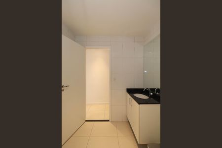 Apartamento para alugar com 61m², 2 quartos e sem vaga Apartamento para alugar com 61m², 2 quartos e sem vagaBanheiro