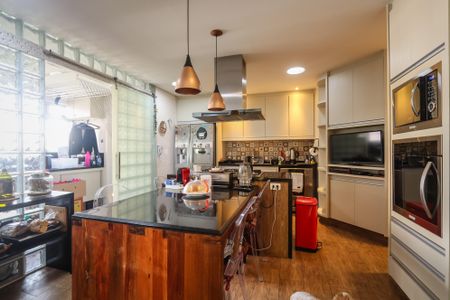 Apartamento para alugar com 281m², 3 quartos e 2 vagasCozinha