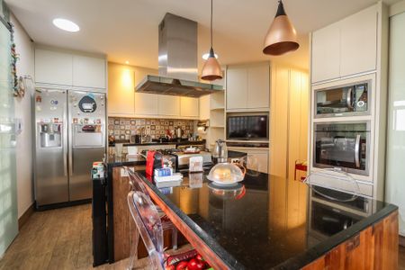 Apartamento para alugar com 281m², 3 quartos e 2 vagasCozinha