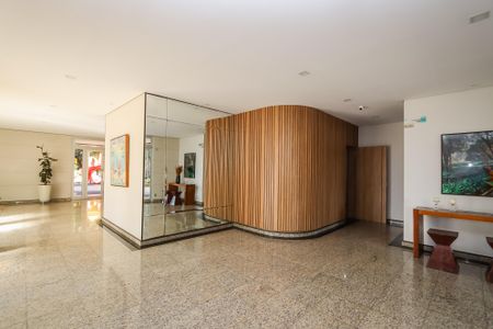 Apartamento para alugar com 281m², 3 quartos e 2 vagasHall de entrada
