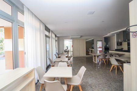 Apartamento para alugar com 281m², 3 quartos e 2 vagasÁrea comum - Salão de festas