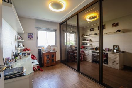 Apartamento para alugar com 281m², 3 quartos e 2 vagasQuarto 2