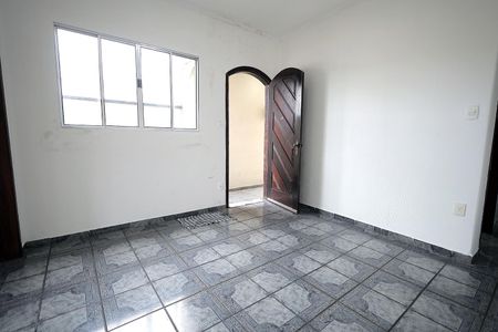 Casa para alugar com 190m², 2 quartos e 5 vagas Casa para alugar com 190m², 2 quartos e 5 vagasSala