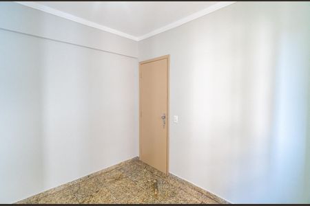 Quarto 2 de apartamento para alugar com 2 quartos, 70m² em Vila Alexandria, São Paulo