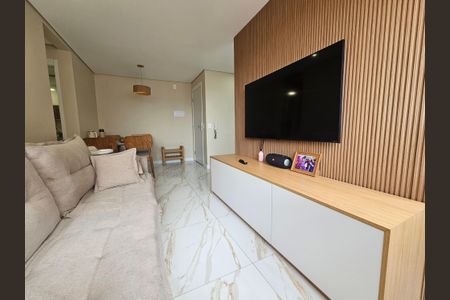 Sala de apartamento à venda com 2 quartos, 45m² em Jardim São Luís, São Paulo