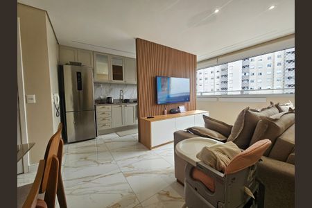 Sala de apartamento à venda com 2 quartos, 45m² em Jardim São Luís, São Paulo
