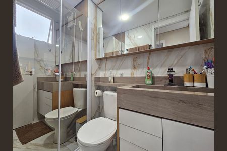 Banheiro social de apartamento à venda com 2 quartos, 45m² em Jardim São Luís, São Paulo