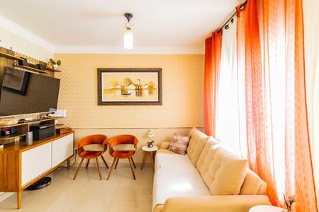 Sala de casa de condomínio à venda com 3 quartos, 77m² em Cupecê, São Paulo