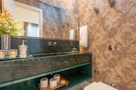 Casa à venda com 430m², 4 quartos e 6 vagasLavabo